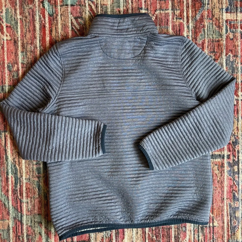 L. L. Bean Women’s Large Airlite Knit Pullover - Picture 4 of 4
